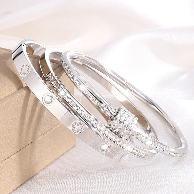 Luxe Classic Bracelet Stack