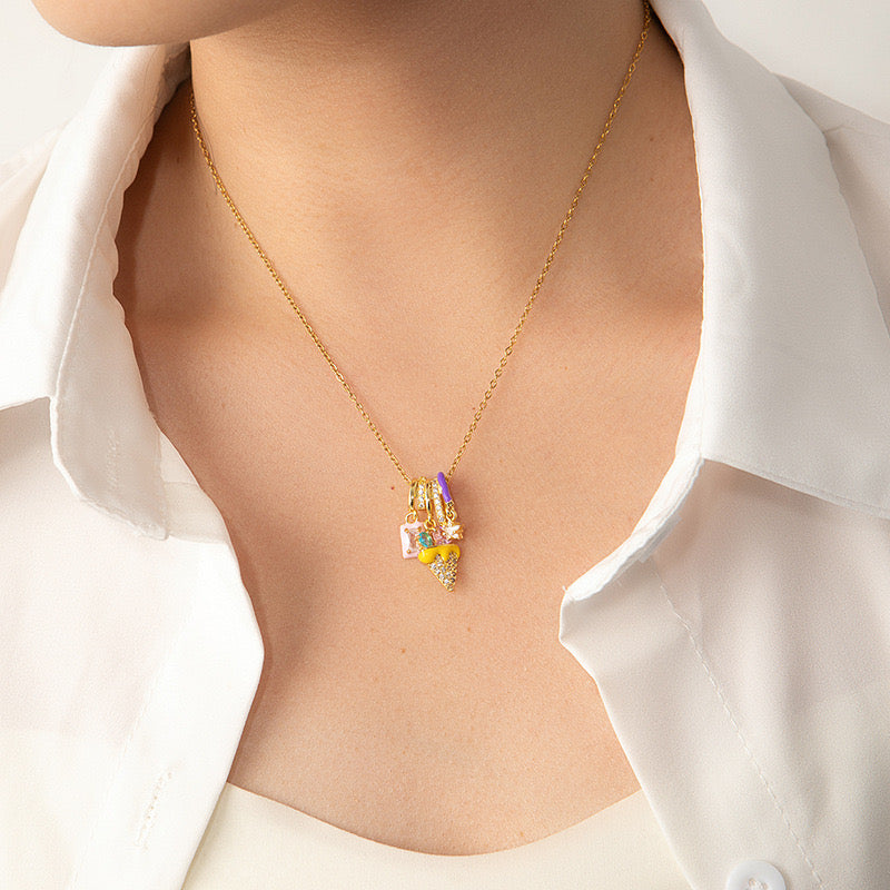 Charm me necklace