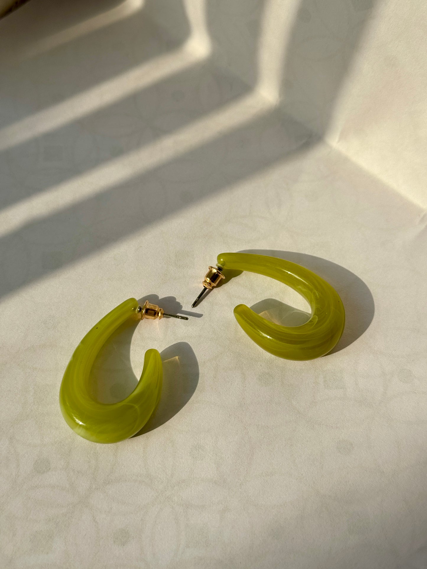 Summer Resin Hoops