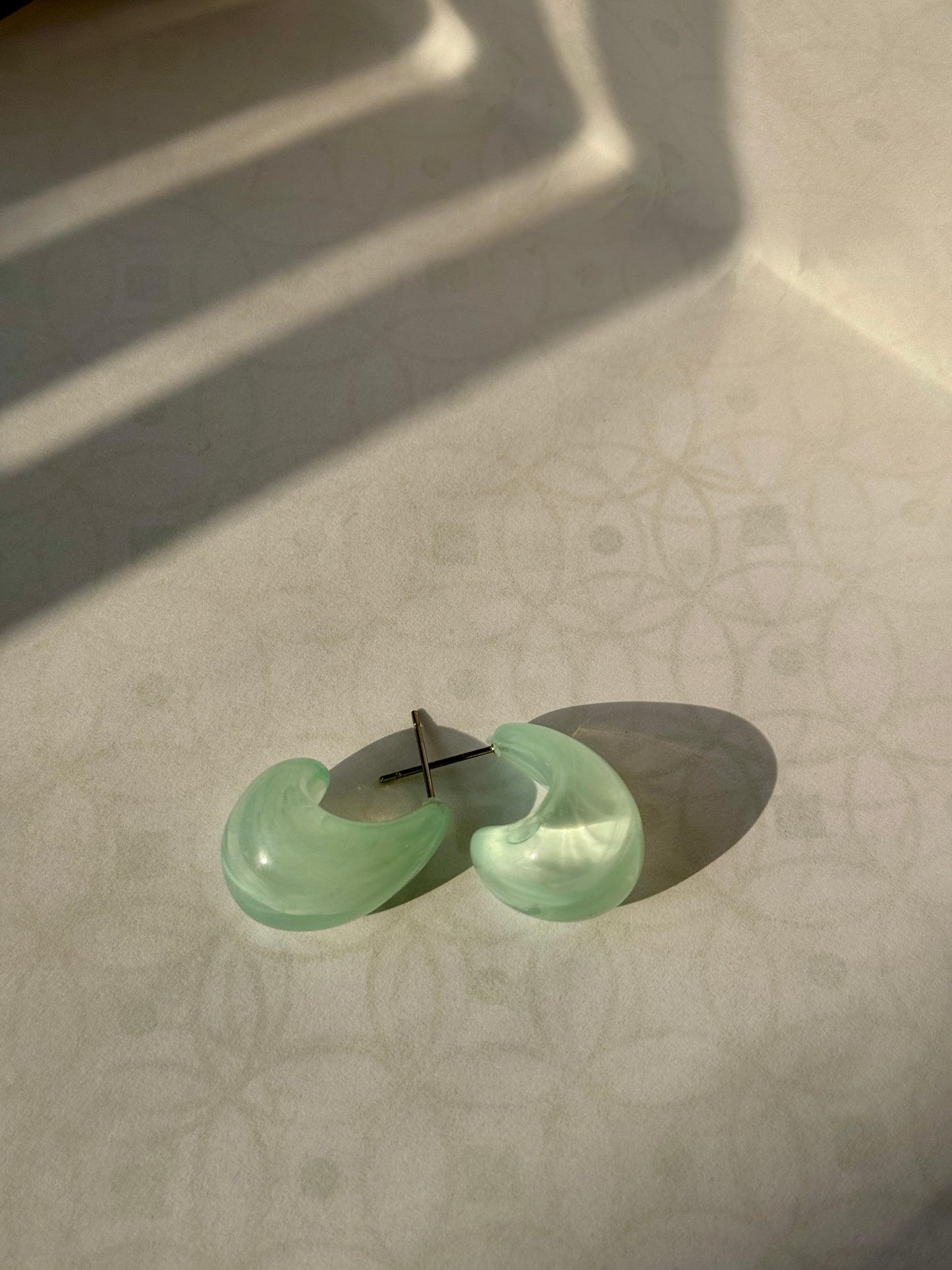 Summer Resin Hoops