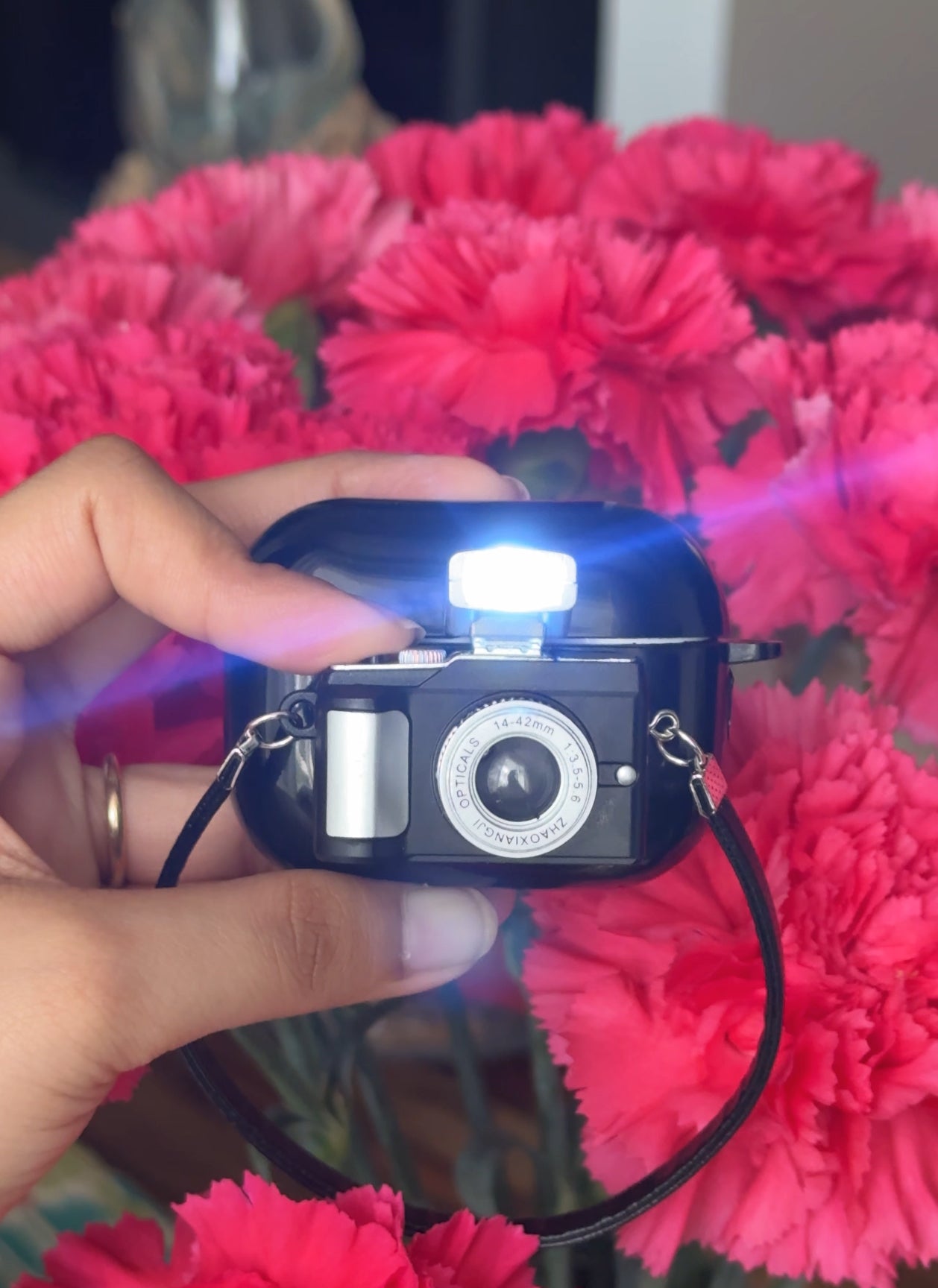 Camera Airpod Case - with FLASH LIGHT