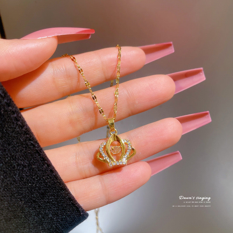 Queen Crown Necklace