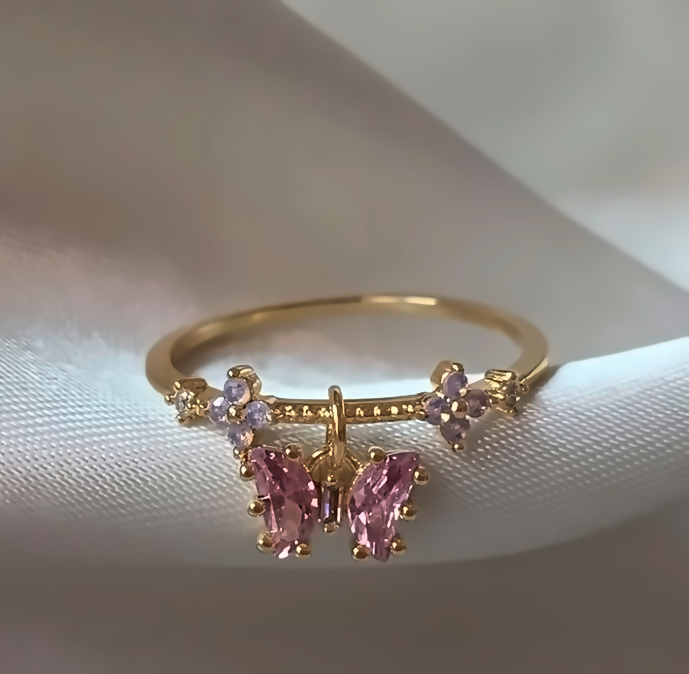 Demure Scarlet Rings