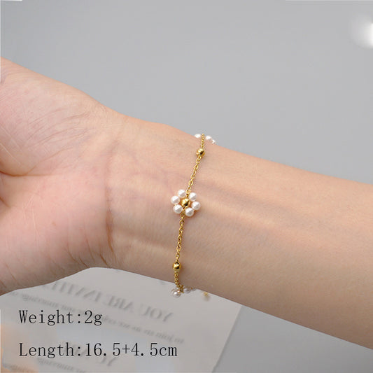 White Daisy Bracelet