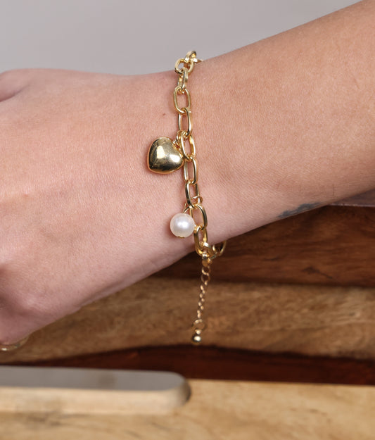 Heart and Pearl Bracelet