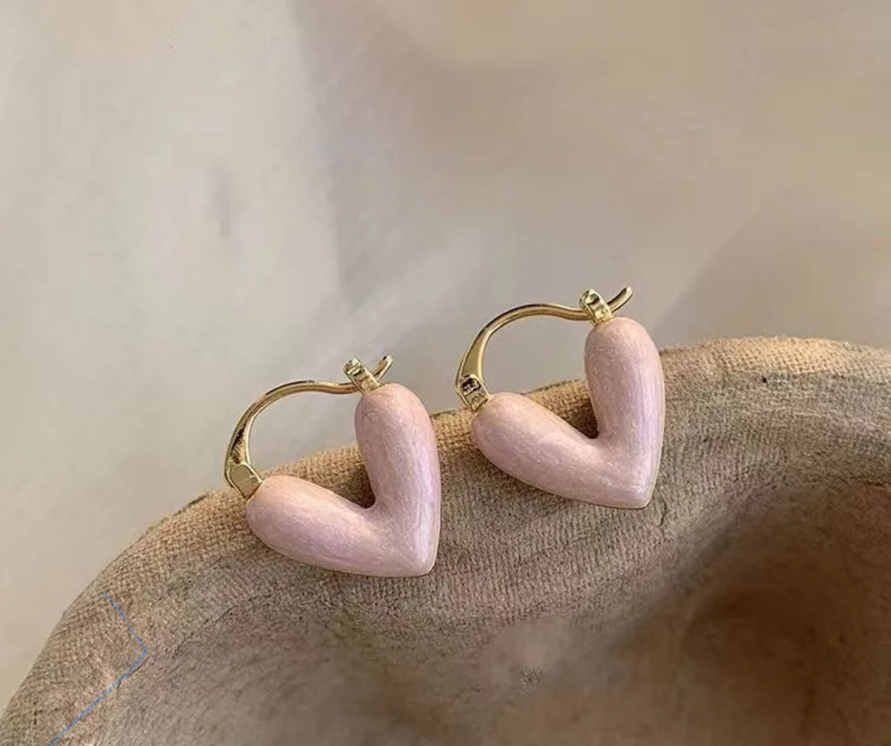 Korean Pink Marble Heart