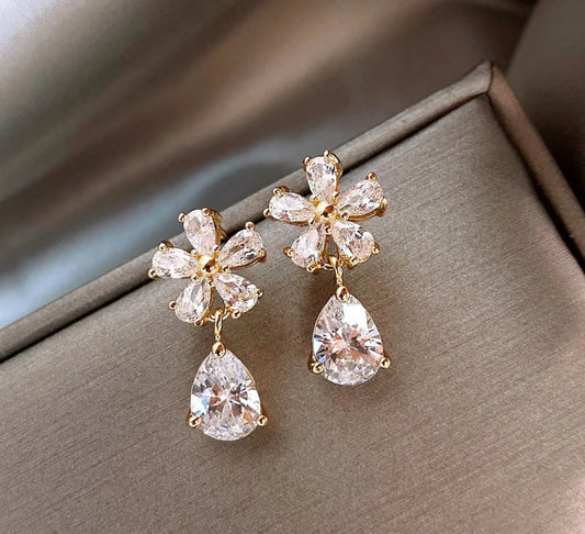 Elegant Leaves & Flower Diamond