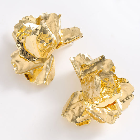 Sculpted Flora Gold Earrings