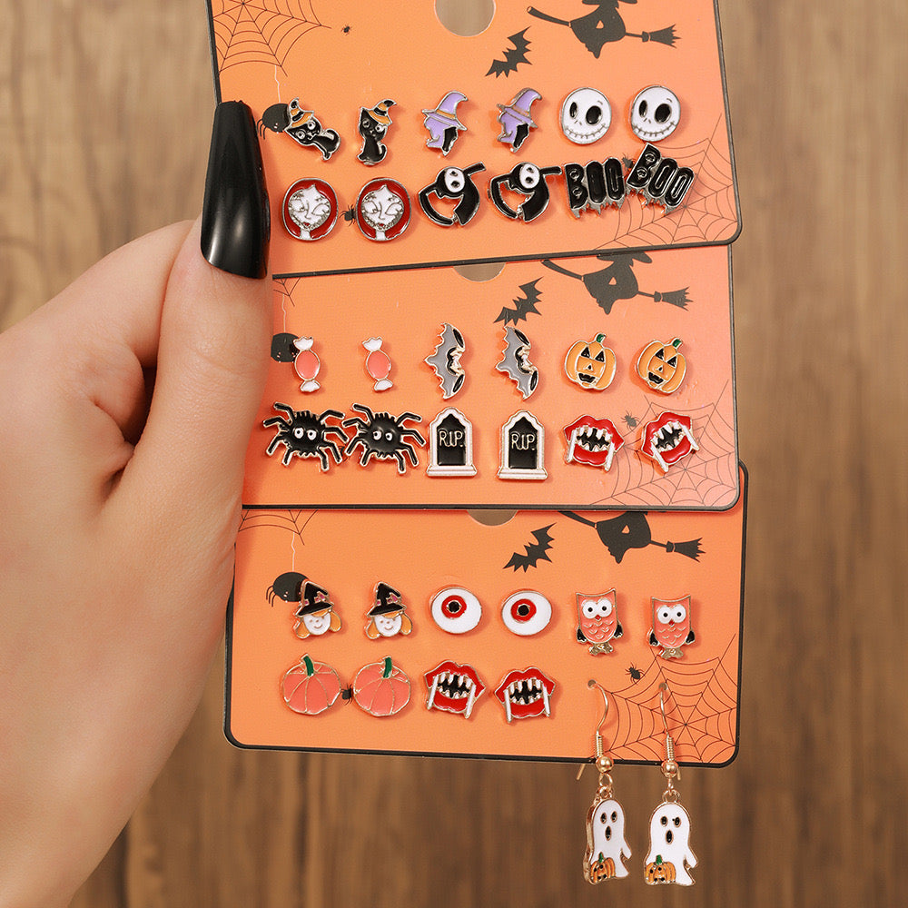 Ghouls & Glam Earrings Set