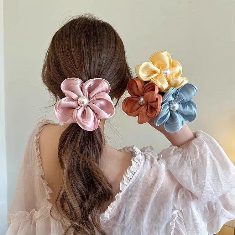 Frosted Scrunchie