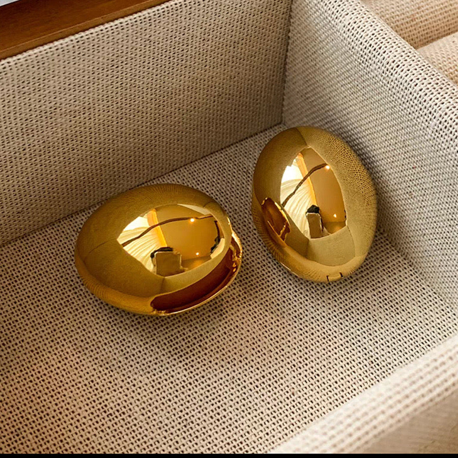 Retro Gold Oval