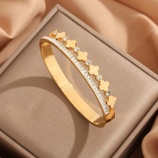 Elegant Gold-Plated Clover Bangle