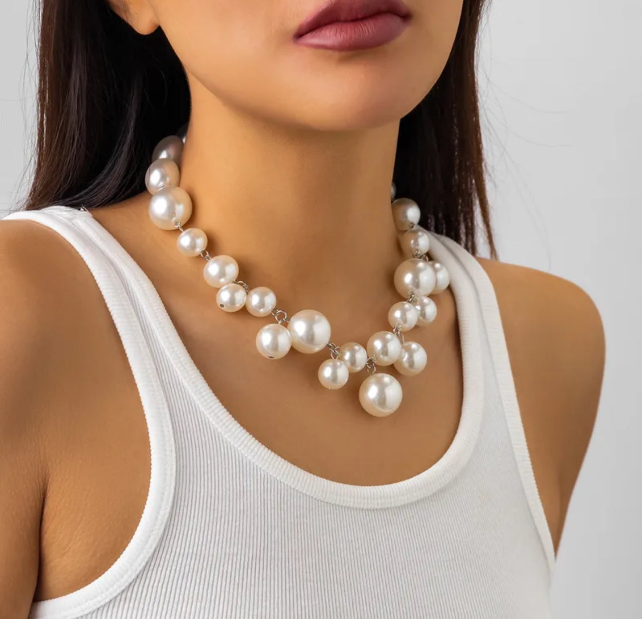 Statement Pearl Necklace – Timeless Elegance with a Modern Twist