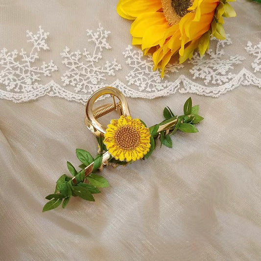 Sunflower Garden Claw