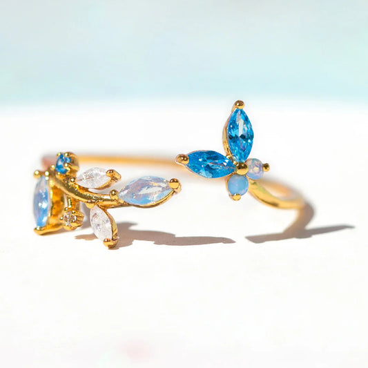 Demure Aqua Ring