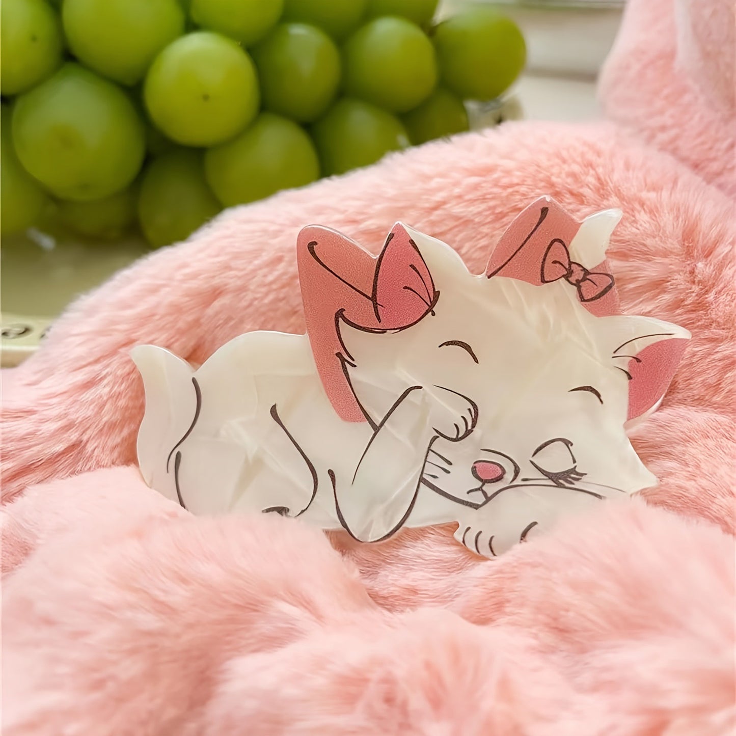 Snowbell Kitty Hair Clip