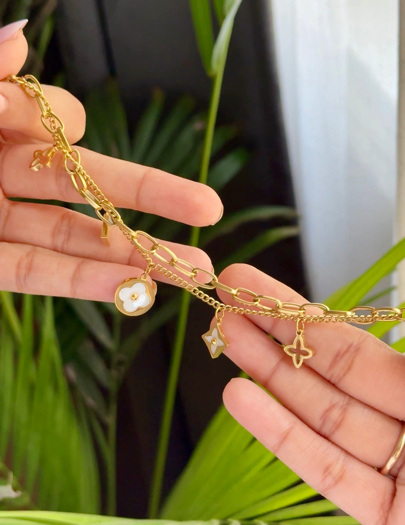 Demure Double Chain