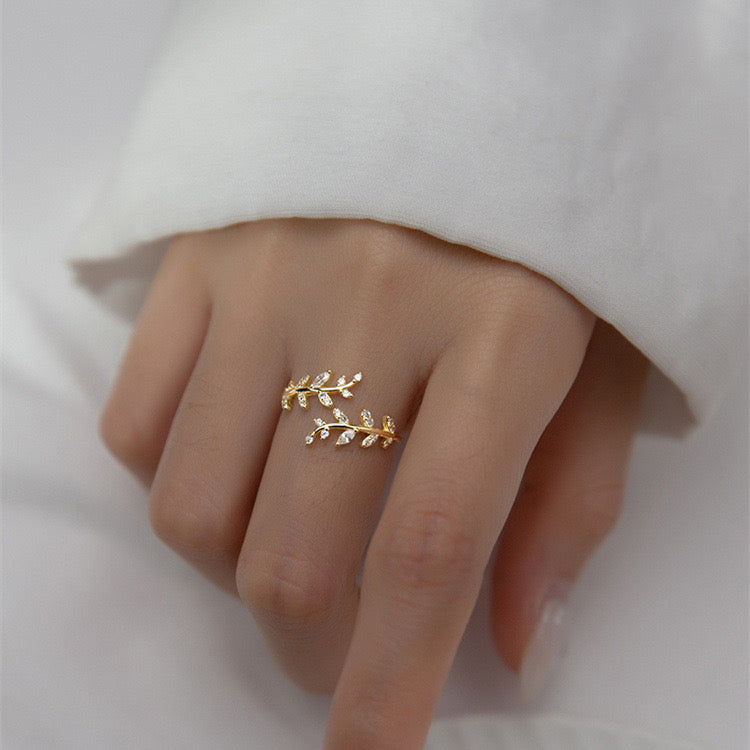 Minimalist Leaves
