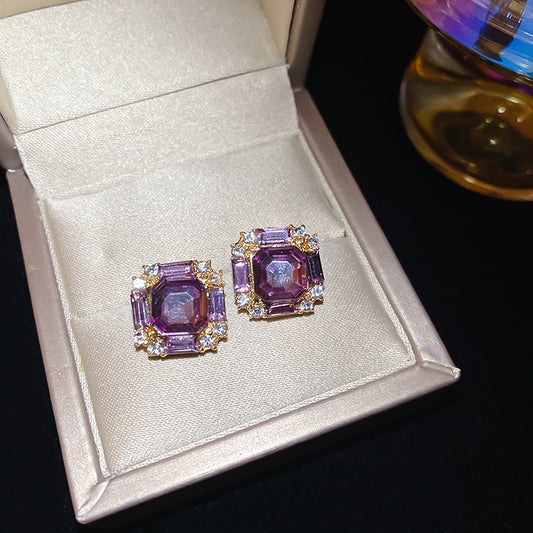 Twilight Glow Studs 💜✨