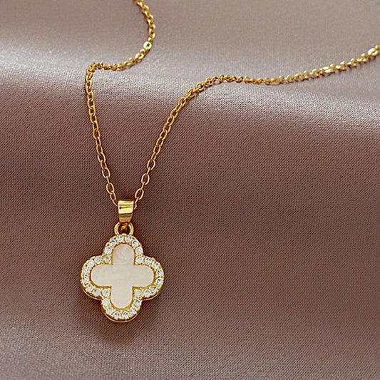 White 4 Leave Clover