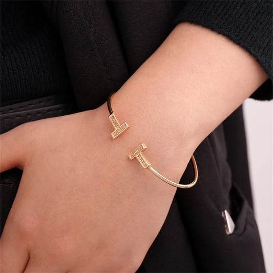 The Classic T Bracelet